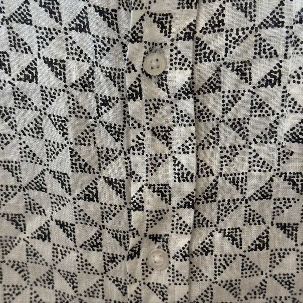 Frank & Eileen Black and White Geometric 
Relaxed Fit Eileen Linen Blouse - Picture 7 of 13